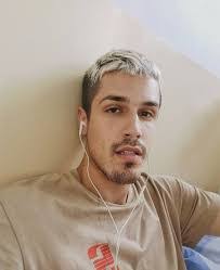 Dusan Petrovic's Instagram, Twitter & Facebook