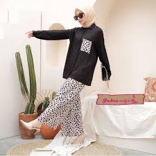 Dipakai juga oleh para selebgram ❤. Leopard One Set Setelan Wanita Fashion Kekinian Fashion Hijab Baju Wanita Shopee Indonesia