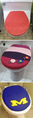 Bathroom floor linen makes your living space cozy and adds texture to your home decor. Free Knitting Pattern For Toilet Lid Cover Cover Knit In Worsted Weight Yarn Use Duplicate Stitch To Add Your D Knitting Creative Knitting Knitting Patterns