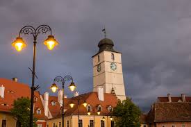 The council tower of sibiu is a tower situated between the two main squares of sibiu, the great square and the small square. S A Redeschis Turnul Sfatului Masca Este Obligatorie Iar Accesul Vizitatorilor Se Face DupÄƒ Un Orar Bine Stabilit Sibiu 100