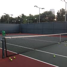 Beverly hills tennis was happy to welcome manchester united legends bryan robson and denis irwin. Fotos Bei Beverly Hills Tennis Club West Los Angeles Beverly Hills Ca