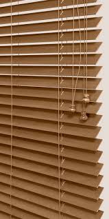 Store Venitien Bois 100 Sur Mesure Stores En Bois En 2020 Store Venitien Bois Store Bois Store Venitien