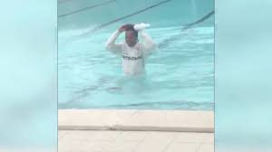 Monaco Grand Prix Hamilton Jumps Into Pool After Win Videos Express Co Uk Everything about iconic british model tennant's career & family.