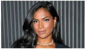 Tiffani Thiessen: From Teen Star To Culinary Queen-apps