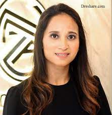 Diana nasimuddin izham hakimi cerai; Diana Nasimuddin Wiki Age Husband Family Biography