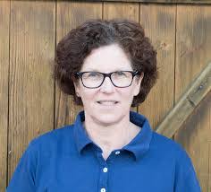 Angela Hofer's Instagram, Twitter & Facebook