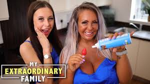 I Do OnlyFans - With My Mom | MY EXTRAORDINARY FAMILY - YouTube