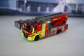 so soll die dlk aussehen wenn fertig feuerwehrauto loschfahrzeug feuerwehr fahrzeuge