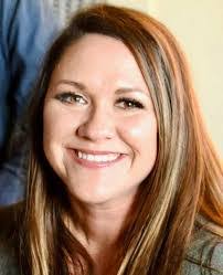 Sarah Honeycutt's Instagram, Twitter & Facebook