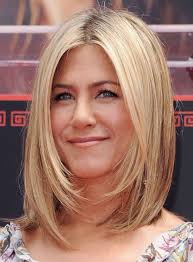 70+ Latest Haircuts And Hair Trends For Women Over 50 To Look Younger