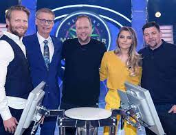 Über diese sendungen spricht deutschland. Wer Wird Millionar Promi Spezial Mit Sophia Thomalla Smudo Tim Malzer Julius Brink