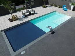 Piscine Coque Polyester Fabrication Ventes Reparations Et Services En Vaud Valais Geneve Et Haute Savoie Rti