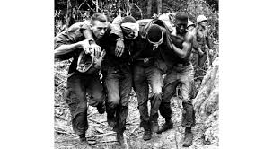 Par son coup d'éclat, il va entraîner l'indochine française dans une guerre de trente ans. Guerre Du Vietnam Chiffres Massacres Et Temoignages Milkipress