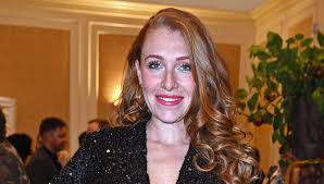 Browse 320 georgina fleur stock photos and images available, or start a new search to explore more stock. Georgina Fleur Die Ungeschminkte Wahrheit Uber Freund Und Familie Intouch