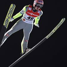 Ab einer hillsize von 185 metern und einem konstruktionspunkt von mindestens 145 m gelten skisprunganlagen als flugschanzen. Die Entstehung Der Weltrekorde Im Skifliegen Thomas Kraft Fliegt Allen Davon Eurosport