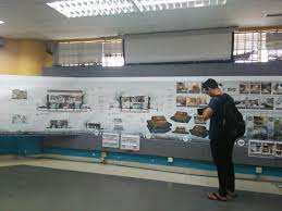 Dinding kayu yang baik dalam diri mereka dan tidak memerlukan hiasan tambahan. Reka Bentuk Dalaman Uitm Desainrumahid Com