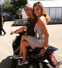 Die steirerin berichtet in dieser saison erstmals auch aus der formel 1. Andrea Schlager On Twitter Onit Motogp Servustv Now