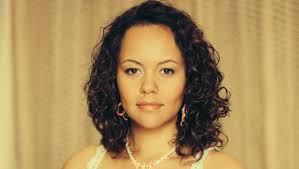 800 Words' Cian Elyse White discusses the power of storytelling