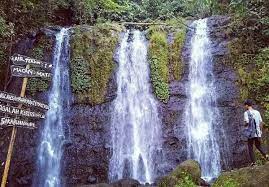 Keindahan air terjun grenjengan ini bukan hanya pada jatuhnya air dari atas, tapi dinding tebing yang tersusunan dari batu alam dalam bentuk lempengan alamatnya berada di sumber, sumbersari, kayen, kabupaten pati secara umum air terjun ini bentuknya agak ga biasa karena cukup landai. Destinasi 12 Curug Air Terjun Di Jepara Jawa Tengah Yang Nge Hits Dan Populer Ruangdiary Com