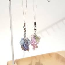 ビーズのぶどうの作り方 その他 その他 アトリエ ダイソー ビーズ ビーズ ビーズ ピアス