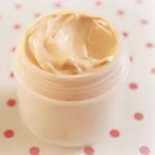 24 Recettes De Beaute A Faire Soi Meme In 2020 Marie Claire Creme Diy
