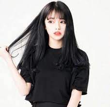Korea's trailblazing ideas with fashion are one of the leading influences for versatile hairstyles around the world. See Through Bangs Black Hair Korean Long Hair Styles Hairstyles With Bangs