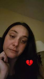 Alyssa Skelton's Instagram, Twitter & Facebook