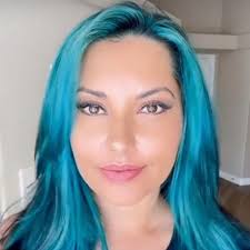 lol victim blaming . Gaslighting 101