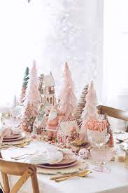 20 Gorgeous Christmas Table Setting Ideas For An Unforgettable Holiday Pink Christmas Table Pink Christmas Table Setting Christmas Table Settings