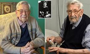 World S Oldest Man 111 Insists Coronavirus Is Not A Patch On 1918 Spanish Flu Daily Mail Online