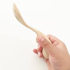 0 2歳向け 食べるたびに自然と 箸の持ち方 を練習できる ゾウさん の木製スプーン elephant spoon for baby スプーン 木製スプーン ゾウ