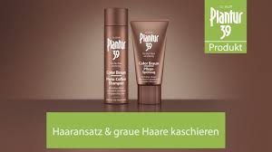 Haarausfall bei frauen kann durch verschiedene ursachen ausgelöst werden, zum beispiel durch die hormonumstellung während und nach den. Hellen Haaransatz Graue Haare Kaschieren Plantur 39 Color Braun Youtube