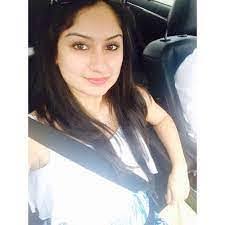 Sonali Purohit's Instagram, Twitter & Facebook