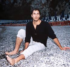 887,514 likes · 2,178 talking about this. Raoul Bova S Feet Wikifeet Men