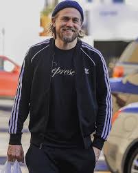 My Man Charlie Hunnam On Twitter New Charliehunnam In La Yesterday 01 03 20 But Look At Those Veiny Hands And That Long Hair Luv Him