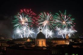 Lors des fêtes et festivals comme la saint louis à sète. Toulouse Va Organiser Quatre Feux D Artifice En Simultane Pour Le 14 Juillet Voici Les Lieux Retenus Actu Toulouse