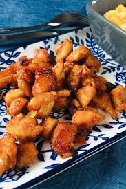 Comme Moi Decouvrez La Recette Poulet Au Miel Et Au Paprika Recette En 2020 Poulet Marine Recettes De Cuisine Recette Marinade Poulet