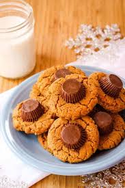 Flourless Reese S Peanut Butter Cup Cookies Cupcakes Kale Chips Recipe Easy Cookie Recipes Cookie Recipes Quick Cookies Recipes