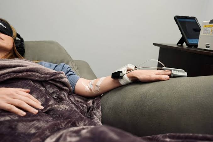 Ketamine Clinics Are Booming in 2026: What the Evidence Actually Shows and Who Should Avoid Them