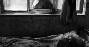 12 صورة ترصد عذابات مجانين إيران فى تقرير Time من داخل مستشفى للأمراض العقلية بطهران مصور دخل للعلاج فقرر شراء كاميرا لنقل المأساة واللقطات تجسد المشاهد المأساوية للمرضى اليوم السابع