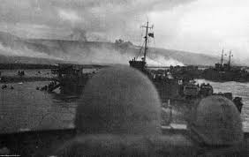 Omaha beach, where us troops stormed. Le Debarquement Americain A Omaha Beach Le 6 Juin 1944 En Normandie D Day Overlord