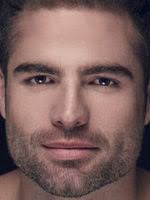 Carlos manrique, el peruano detrás de clae, una de. Roberto Manrique Movie N Co