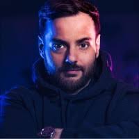 100+ profils pour “Larosa”