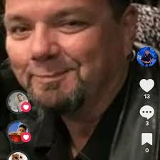 What diving charters are recommended for looking for meg teeth?