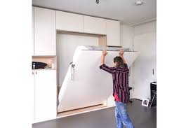 Tempat tidur lipat dinding adalah investasi tepat! Tips Menggunakan Kasur Lipat Tembok Pada Kamar Yang Sempit