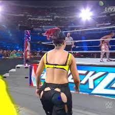 Bayley thong