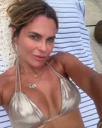 Keeping going 🚀♥️ New Year , muita sabedoria , muita luz, saúde e paz  nesse 2025 🙏🤗🌞 vamos com tudo 🤩