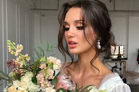 Wearing your wedding hair down is a bold move. The Ultimate Guide To Wedding Hair 52 Styles That Are Easy To Master Hitched Co Uk