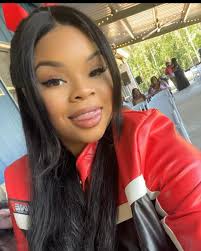 My name is Kiya Brown. I'm Carrollton, Ms. I'm majoring in computer  information systems. A fun fact about it is that I'm a Delta dancer and I  love to paint and draw. @