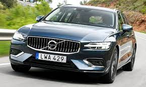 V60 steht in volvos modellprogramm für den mittelklassekombi und für neue größe. Neuer Volvo V60 2018 Erste Testfahrt Autozeitung De